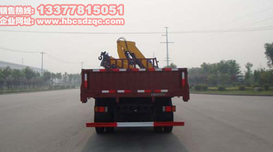 5噸隨車(chē)起重運(yùn)輸車(chē)圖片