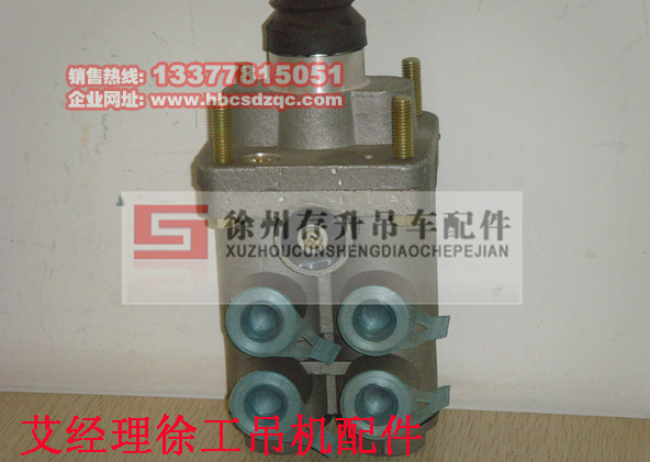 徐工吊機(jī)配件圖片