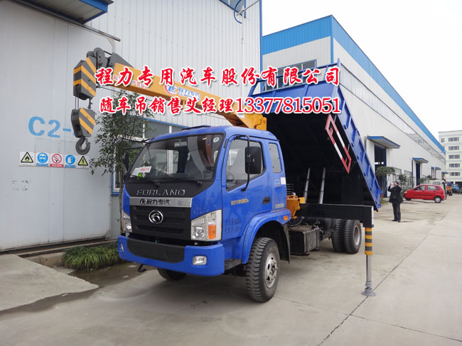 磚廠隨車(chē)吊拉磚隨車(chē)吊