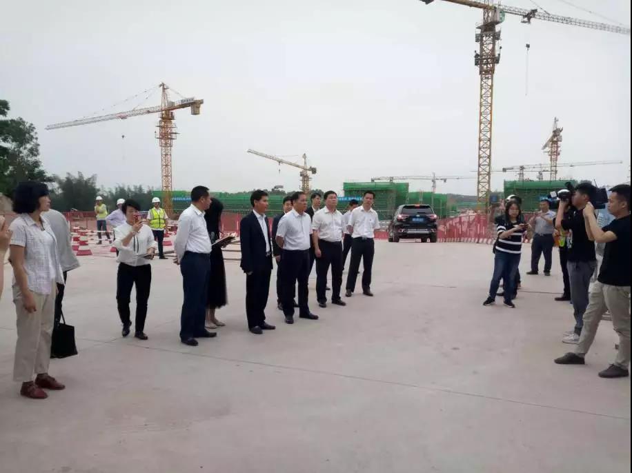 【物流園動(dòng)態(tài)】河源市委常委、常務(wù)副市長(cháng)黎意勇率隊到綠然燈塔農產(chǎn)品物流園“深調研”。