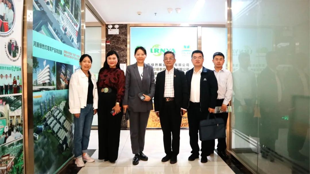 【集團動(dòng)態(tài)】新疆喀什市委常委、副市長(cháng)，中亞南亞工業(yè)園區黨工委委員、管委會(huì )副主任馬翔一行蒞臨綠然農業(yè)集團考察